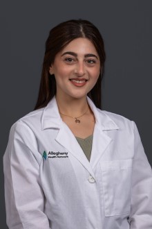 Image of Ghena Khasawneh