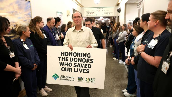 Allegheny Health Network Pays Tribute to Over 100 Members of  Organ Donor Families with Ceremonial Honor Walk